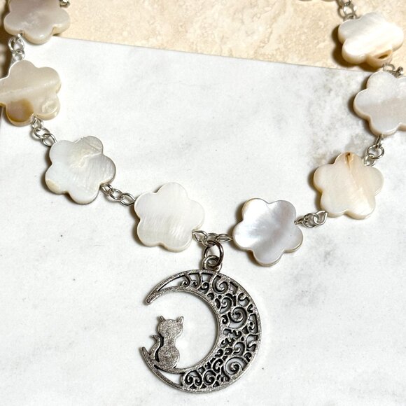 Mother of Pearl Flower Beaded Short Necklace + Cat on the Moon Pendant - Picture 6 of 13